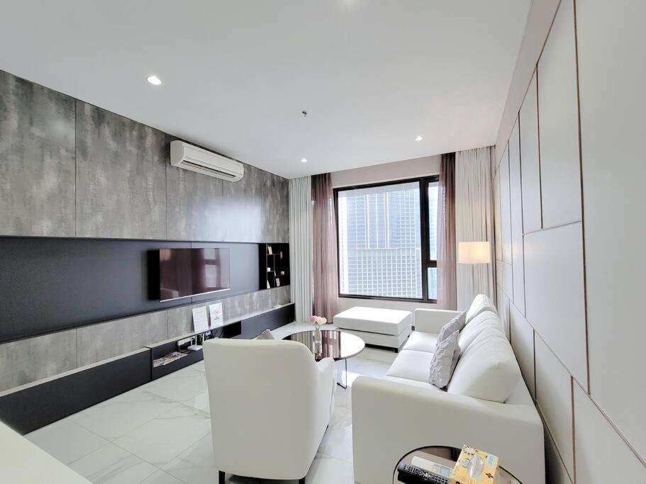 8 Kia Peng Kuala Lumpur, Pavillion By Scape